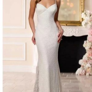 Stella York summer strapped BEACH WEDDING DRESS cutout back, unaltered